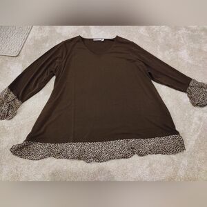 New in bag Susan Graver brown leopard print top 3x